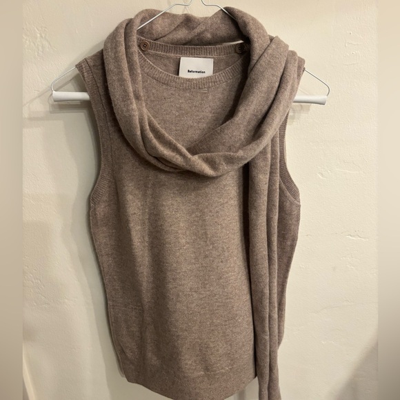 Reformation Elena Cashmere Scarf Tank XS  (Color - Toast) - Picture 6 of 11